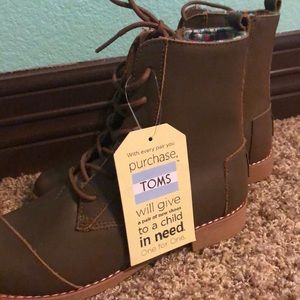 Toms Boot Women’s 6